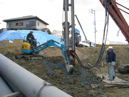 名古屋市K邸擁壁杭工事