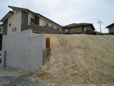 名古屋市K邸一部盛土